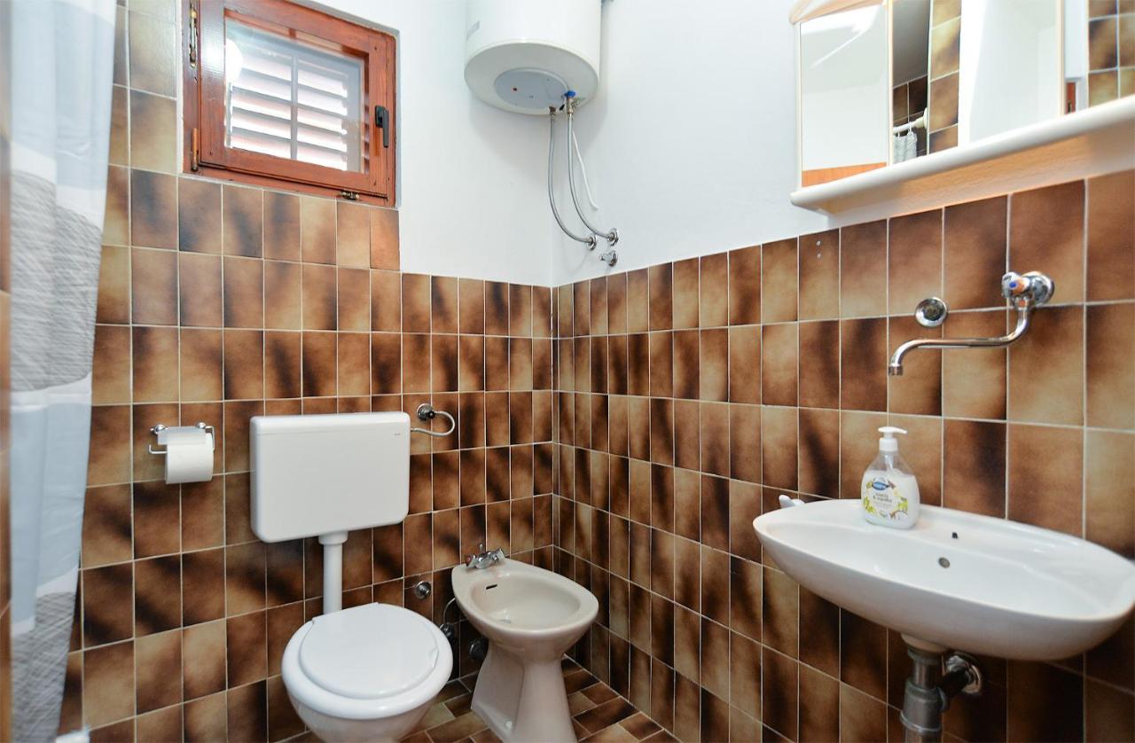 Apartament 407 *