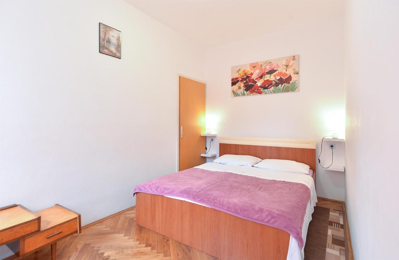 Apartment 407