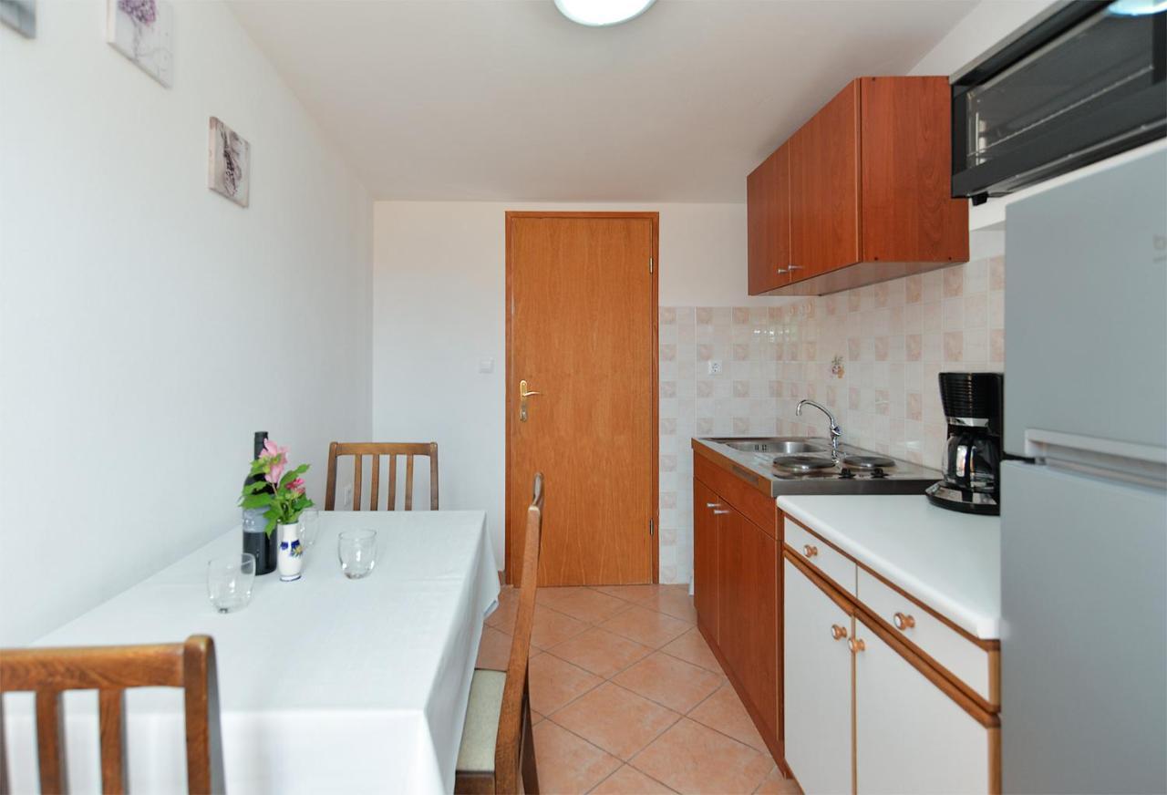 407 Apartment